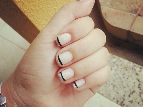 easy-nail-design-for-beginners-15_4 Design ușor de unghii pentru începători