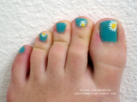 easy-nail-designs-for-toenails-57 Design ușor de unghii pentru unghiile de la picioare