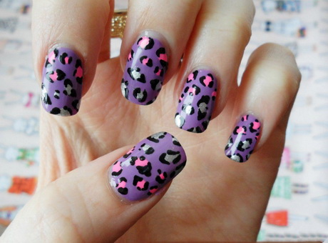 easy-nail-painting-designs-30_8 Modele ușoare de vopsire a unghiilor