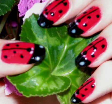 easy-to-do-nails-designs-57_7 Ușor de făcut modele de unghii