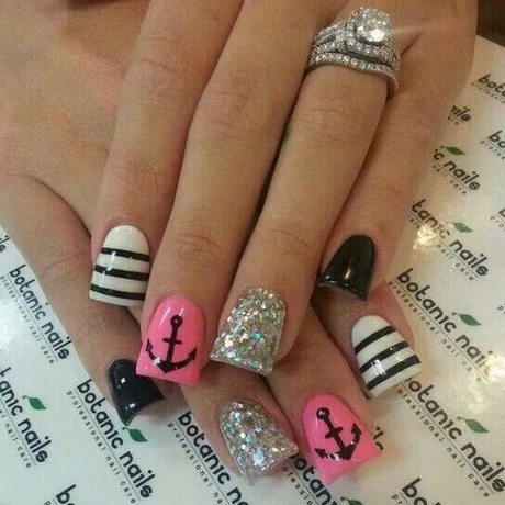 nails-designs-images-73-11 Cuie desene imagini