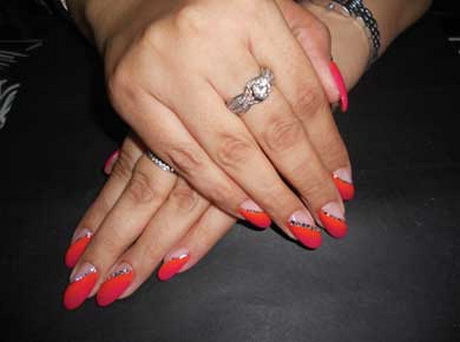 decorating-nails-38_10 Decorarea unghiilor