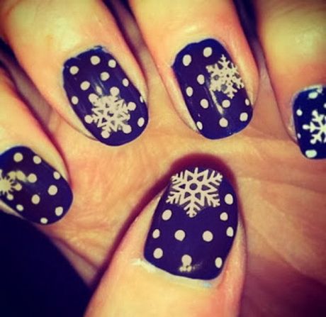 easy-to-do-christmas-nails-27_18 Ușor de făcut unghiile de Crăciun