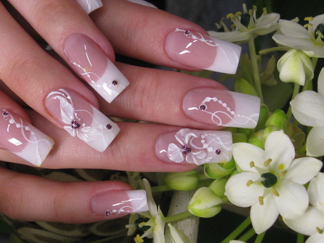 french-white-nails-80_10 Unghiile albe franceze