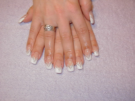 french-white-nails-80_14 Unghiile albe franceze