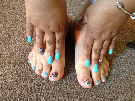 matching-nails-and-toes-31_2 Se potrivesc unghiile și degetele de la picioare