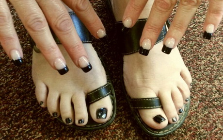 matching-nails-and-toes-31_5 Se potrivesc unghiile și degetele de la picioare