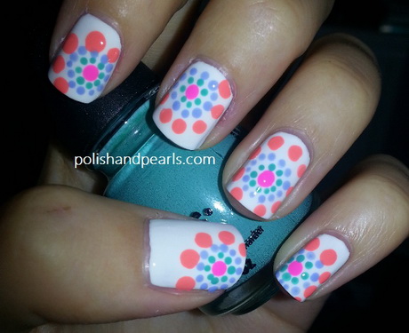 nail-designs-with-polka-dots-20_19 Modele de unghii cu puncte polka