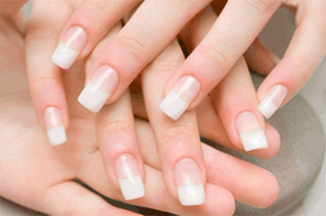 pink-and-white-nail-94 Unghii roz și alb
