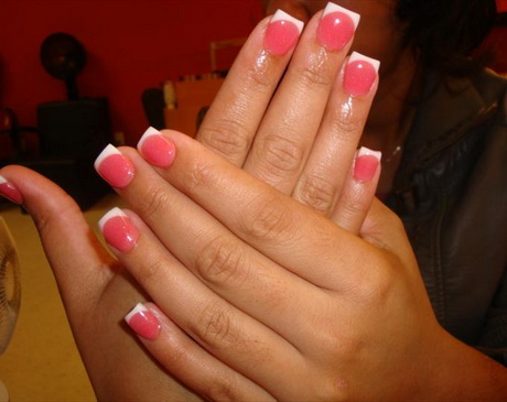 pink-and-white-nail-94_18 Unghii roz și alb