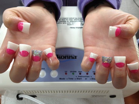 pink-and-white-nail-94_8 Unghii roz și alb