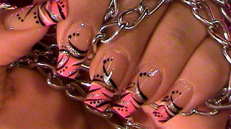 pink-french-nails-23_15 Roz unghii franceze