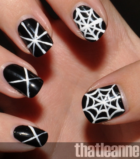 simple-halloween-nail-designs-40_14 Modele simple de unghii de halloween