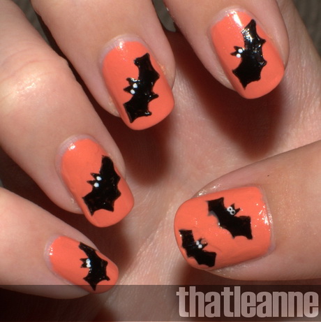 simple-halloween-nail-designs-40_9 Modele simple de unghii de halloween