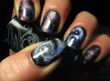 space-nail-art-52 Arta unghiilor spațiale