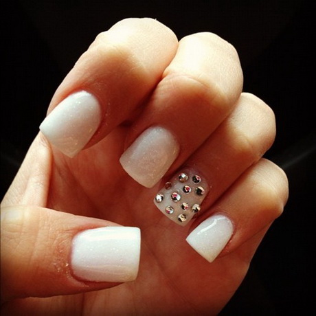 white-design-nails-89_9 Unghii de design alb