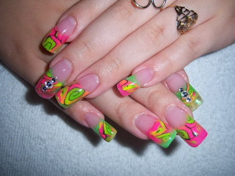 color-nails-designs-09_15 Modele de unghii de culoare