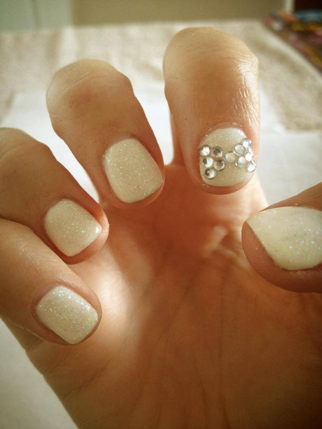 gel-white-nails-51_17 Gel Unghii albe