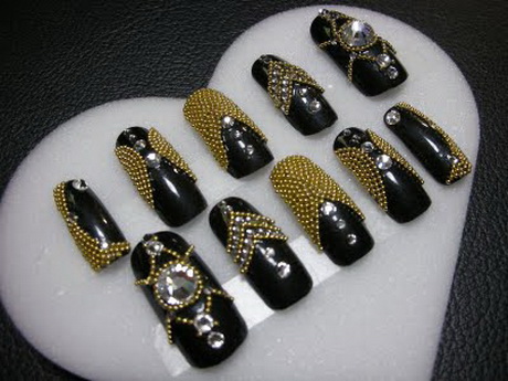 nail-rhinestones-designs-13_12 Modele de pietre de unghii