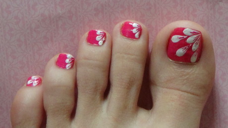 simple-nail-designs-for-toes-98_18 Modele simple de unghii pentru degetele de la picioare