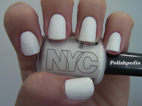 white-nail-color-67_18 Culoarea unghiilor albe