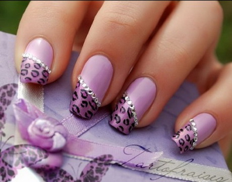 beautiful-nail-paint-designs-70 Modele frumoase de vopsea pentru unghii