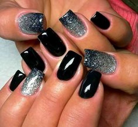 black-gel-nail-50_8 Unghii cu gel negru