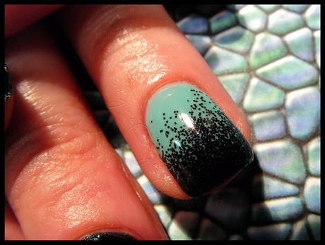 black-sparkle-gel-nails-96_10 Unghii cu gel negru sparkle
