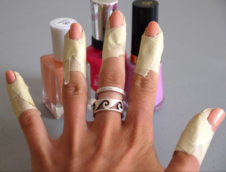 easy-fingernail-polish-ideas-31_13 Idei ușoare de lustruire a unghiilor