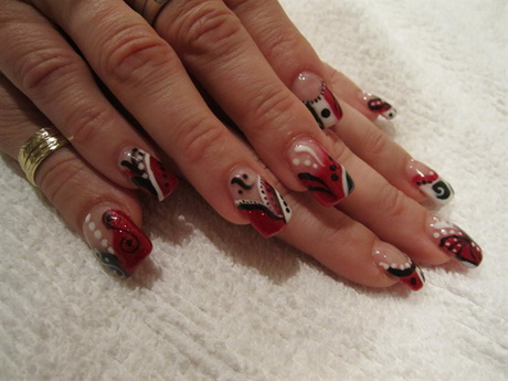 red-and-black-gel-nails-17 Unghii cu gel roșu și negru