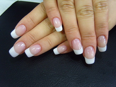 simple-gel-nails-designs-70_17 Modele simple de unghii cu gel