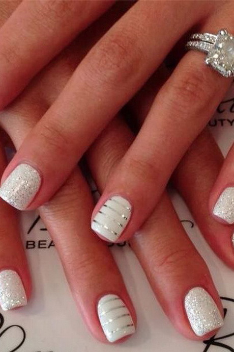 white-gel-nail-designs-50_5 Modele de unghii cu gel alb