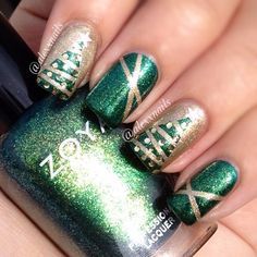 christmas-nails-green-01_2 Cuie de Crăciun verde