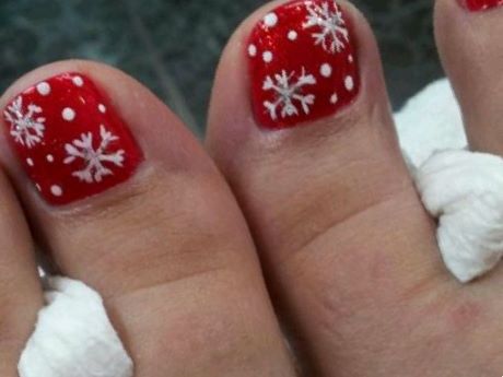 christmas-toe-nail-ideas-28_9 Idei de unghii de Crăciun