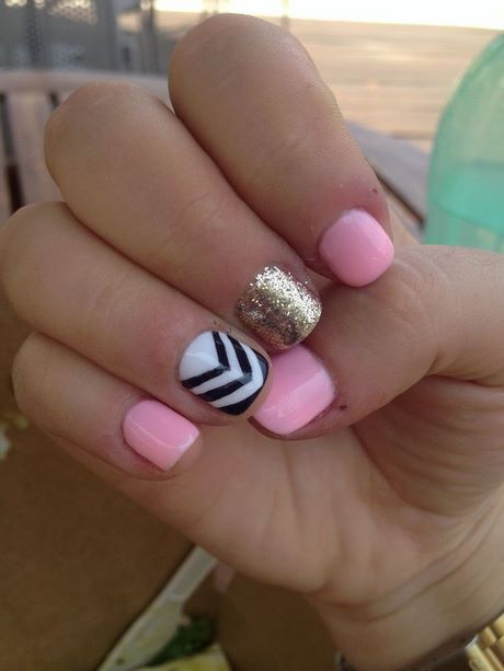 cute-nails-for-short-nails-53_16 Unghii drăguțe pentru unghii scurte