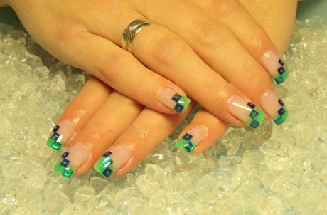 green-nail-art-designs-60_19 Modele de Unghii verzi