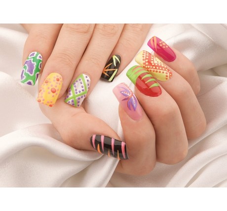 nail-designs-for-professionals-75_10 Modele de unghii pentru profesioniști