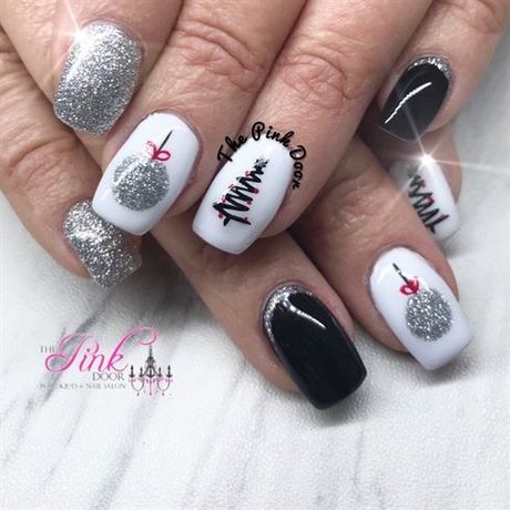 Argint Crăciun nail art