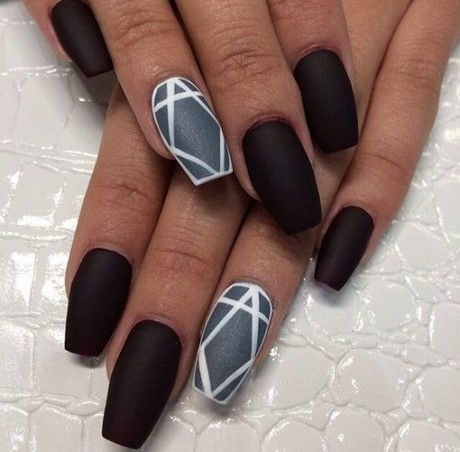 all-black-nail-designs-20_7 Toate modelele de unghii negre
