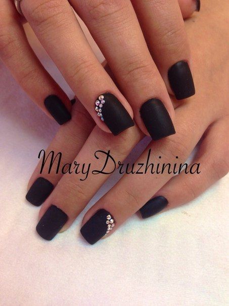 all-black-nail-designs-20_9 Toate modelele de unghii negre