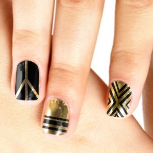 black-and-gold-nail-polish-designs-93_6 Modele de lacuri de unghii negre și aurii
