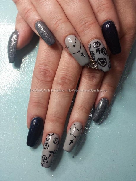 black-and-grey-nail-designs-03_12 Modele de unghii negre și gri