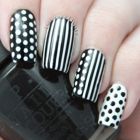 black-and-white-fingernail-designs-58_15 Modele de unghii alb-negru