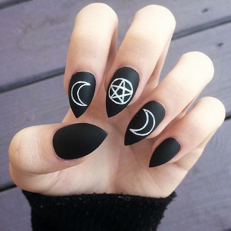 black-halloween-nails-81_16 Unghii negre de halloween