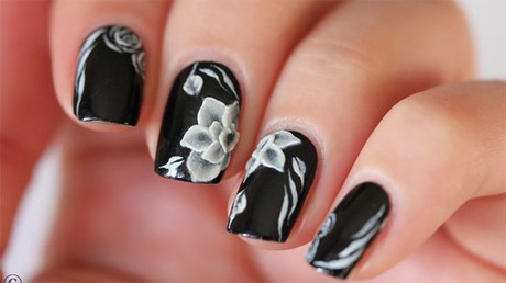 black-manicure-designs-67_14 Modele de manichiură neagră