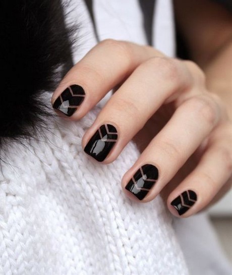 black-nails-13_15 Cuie negre