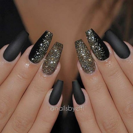 black-nails-13_6 Cuie negre