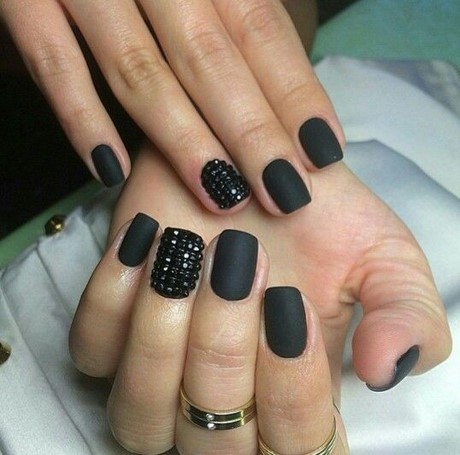 black-nails-13_9 Cuie negre