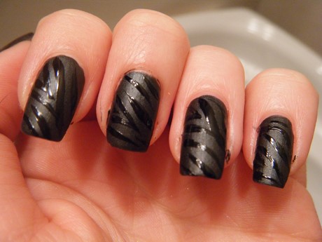 black-polish-nail-designs-57_20 Modele de unghii negre