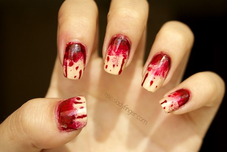 blood-nail-designs-74 Modele de unghii de sânge